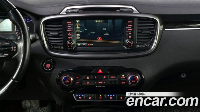 Kia Sorento 2015 thumb 12