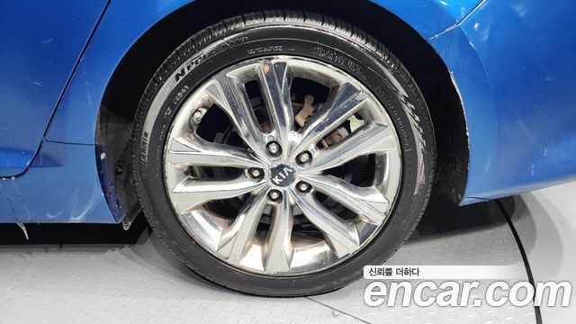 Kia K5 2014 thumb 6