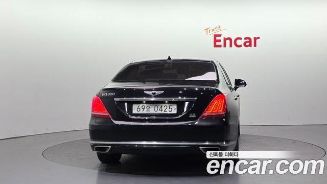 Genesis G90 2016 thumb 5