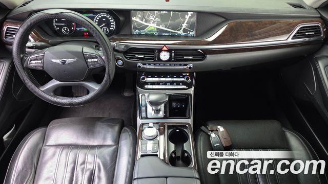 Genesis G90 2016 thumb 8