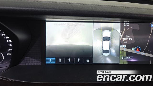 Genesis G90 2016 thumb 12