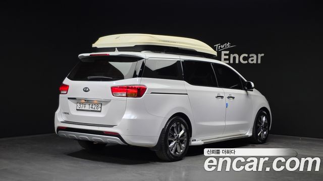 Kia Carnival 2014 thumb 3