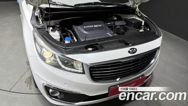 Kia Carnival 2014 thumb 7