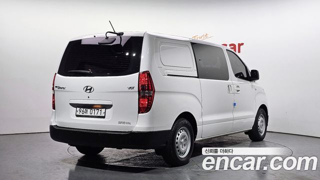 Hyundai Starex 2019 thumb 3
