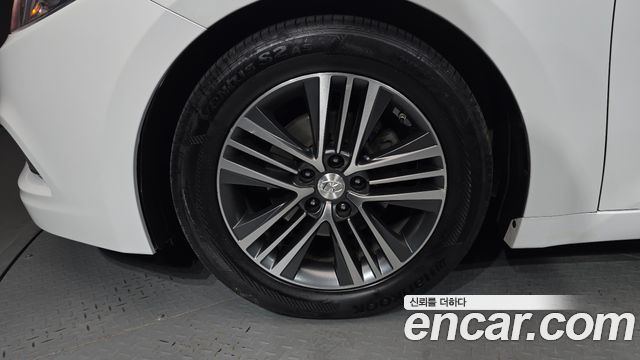 Hyundai Grandeur 2013 thumb 6