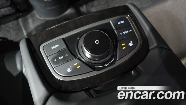 Hyundai Grandeur 2013 thumb 12