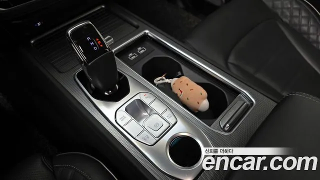 SsangYong Rexton 2022 thumb 10