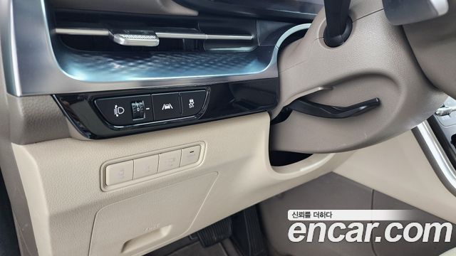 Kia Carnival 2021 thumb 12