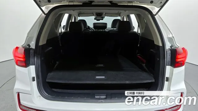SsangYong Rexton 2021 thumb 12