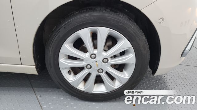 Chevrolet Spark 2015 thumb 6