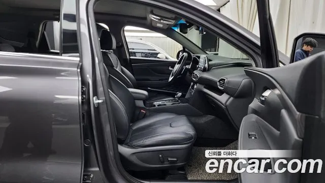 Hyundai Santa Fe 2019 thumb 12