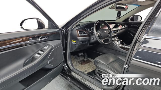 Genesis G90 2019 thumb 11