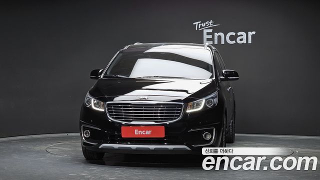 Kia Carnival 2017 thumb 4