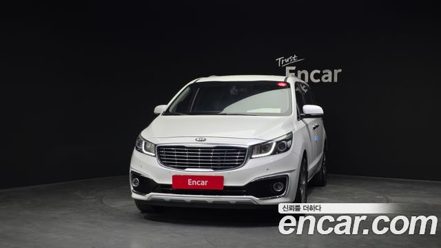 Kia Carnival 2014 thumb 4