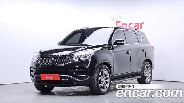 SsangYong Rexton 2019 thumb 2