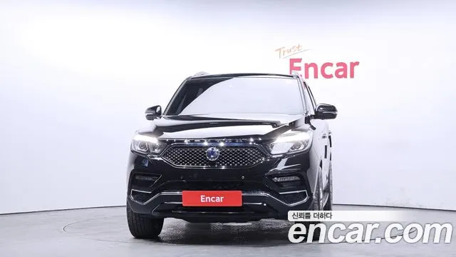 SsangYong Rexton 2019 thumb 4