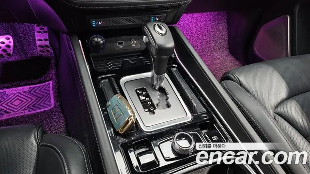 SsangYong Rexton 2019 thumb 10