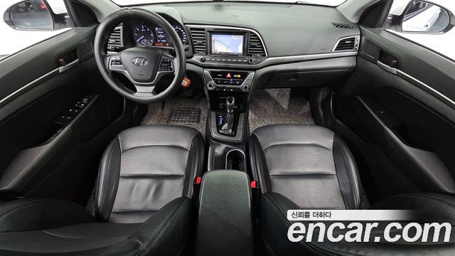 Hyundai Avante 2016 thumb 8