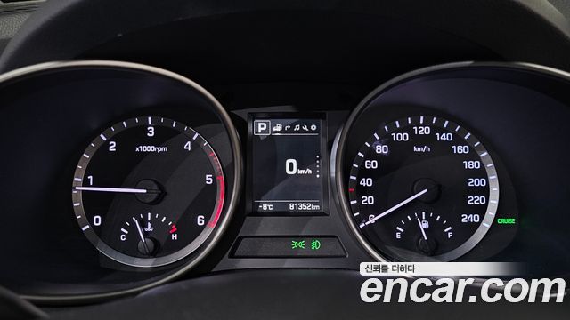 Hyundai Santa Fe 2016 thumb 9
