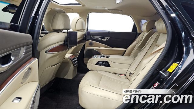 Kia K9 2018 thumb 12