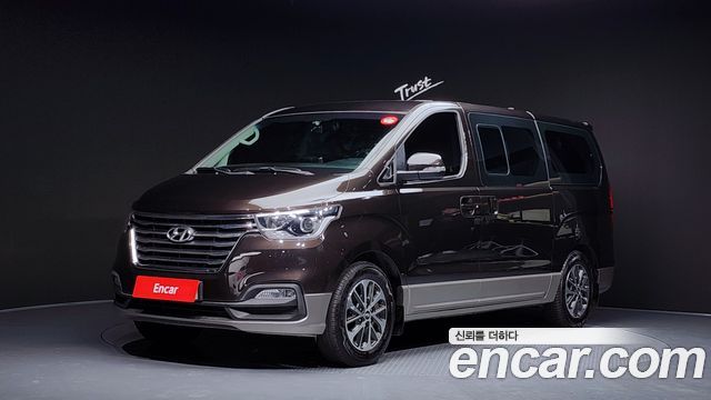 Hyundai Starex 2018 thumb 2