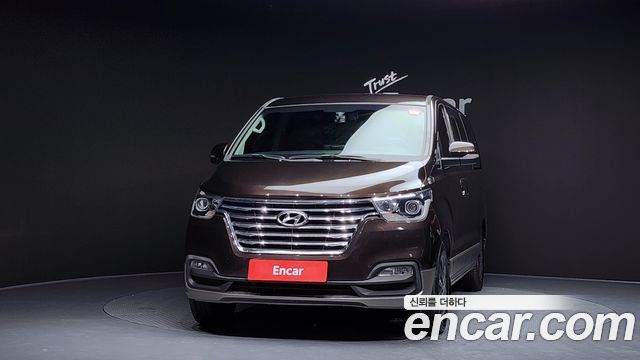 Hyundai Starex 2018 thumb 4