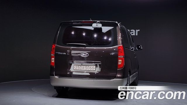 Hyundai Starex 2018 thumb 5