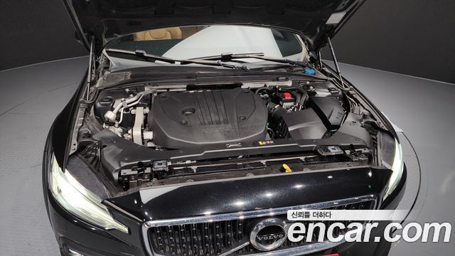 Volvo V60 2020 thumb 7