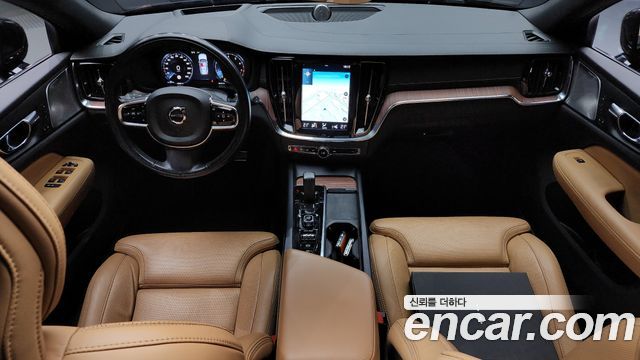 Volvo V60 2020 thumb 8