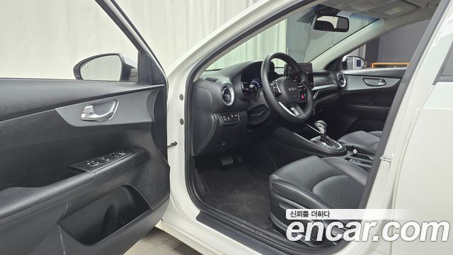 Kia K3 2022 thumb 10