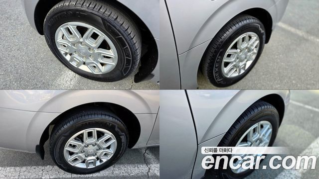 Hyundai Staria 2023 thumb 11
