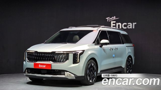 Kia Carnival 2023 thumb 2