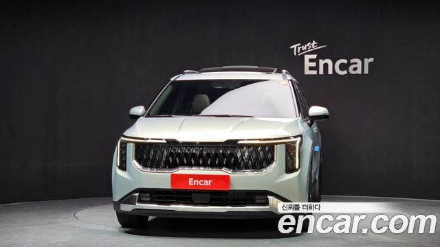 Kia Carnival 2023 thumb 4