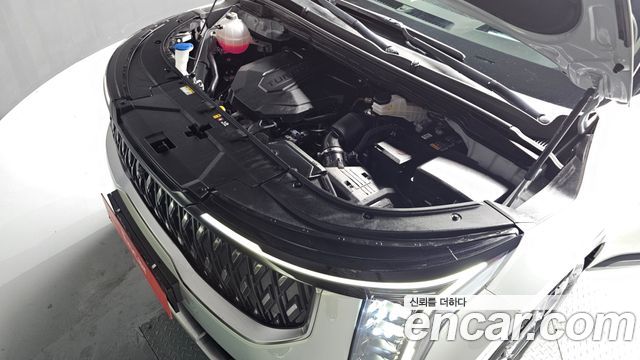 Kia Carnival 2023 thumb 7