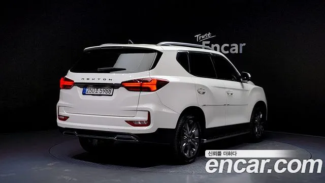 SsangYong Rexton 2022 thumb 3