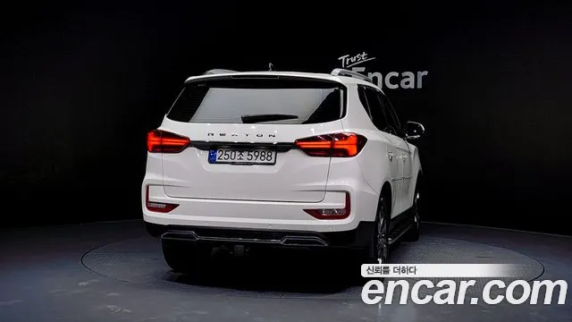 SsangYong Rexton 2022 thumb 5