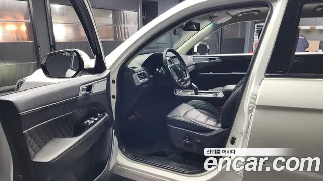 SsangYong Rexton 2022 thumb 11