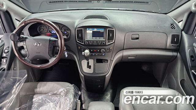 Hyundai Starex 2016 thumb 8