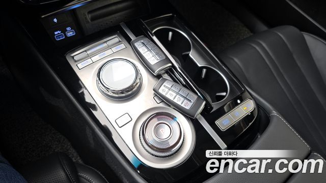 Genesis G80 2024 thumb 10