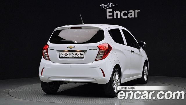 Chevrolet Spark 2019 thumb 3