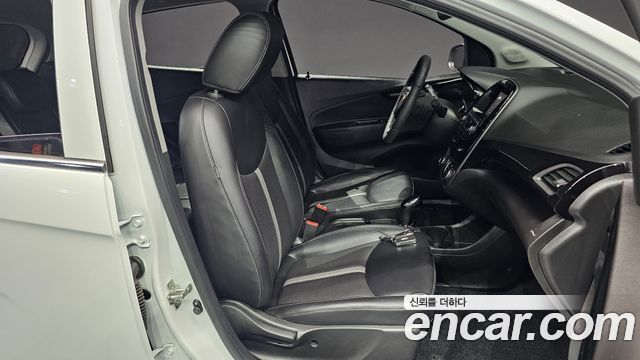 Chevrolet Spark 2019 thumb 10