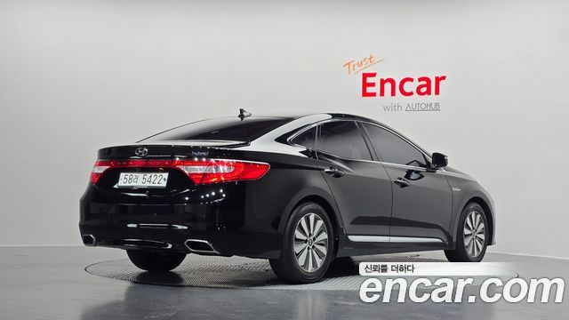 Hyundai Grandeur 2015 thumb 2
