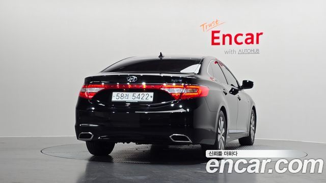 Hyundai Grandeur 2015 thumb 4