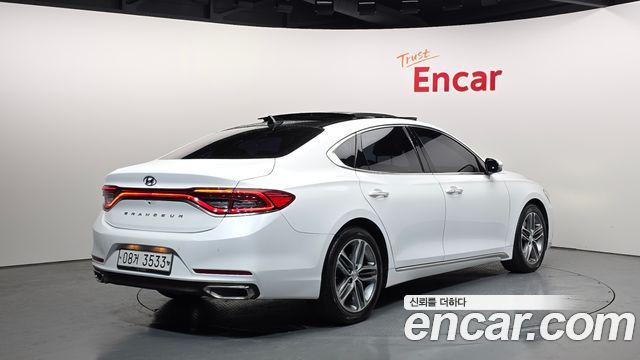 Hyundai Grandeur 2017 thumb 3