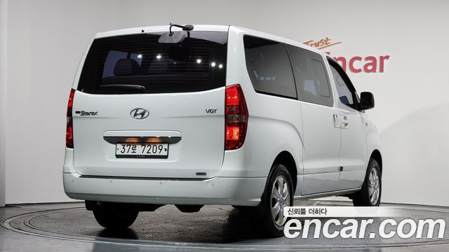 Hyundai Starex 2018 thumb 3