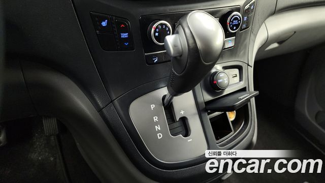 Hyundai Starex 2018 thumb 9