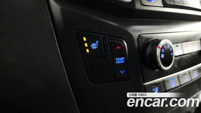 Hyundai Starex 2018 thumb 11