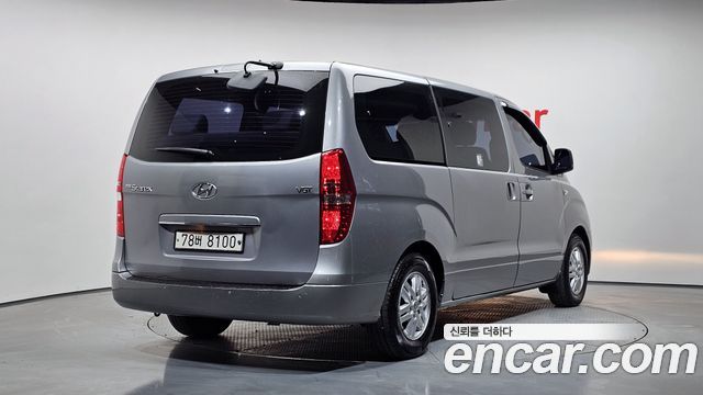 Hyundai Starex 2017 thumb 3