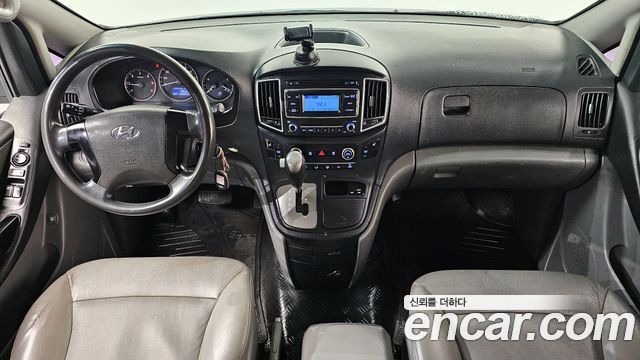 Hyundai Starex 2017 thumb 8