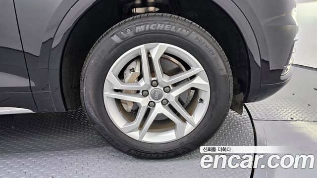 Audi Q5 2020 thumb 6